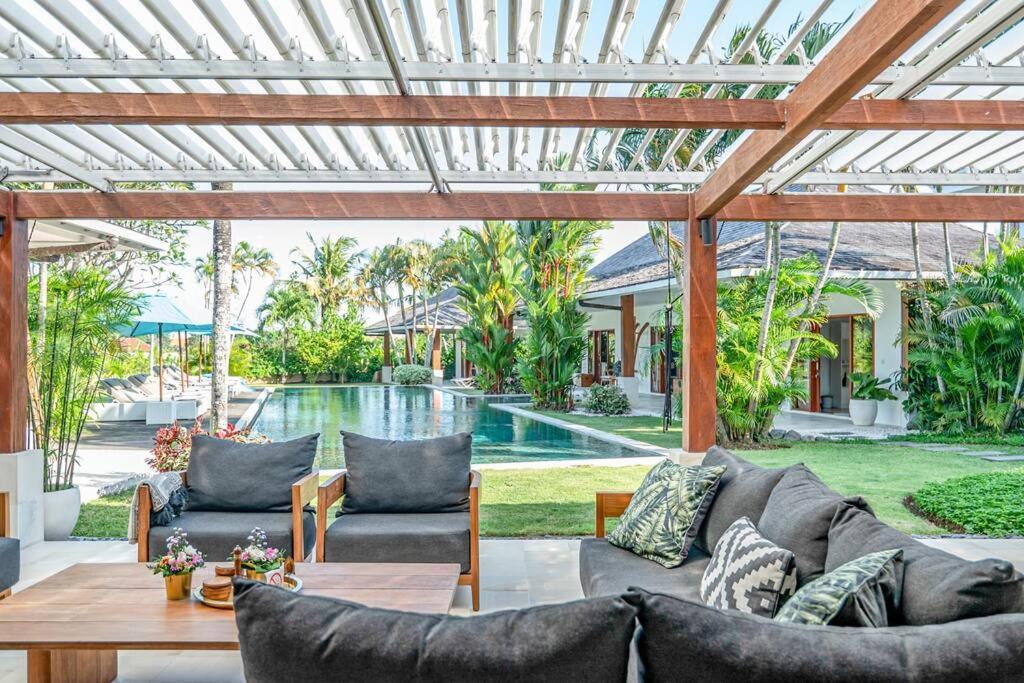 Villa Mimpi Nyata 坎古 外观 照片