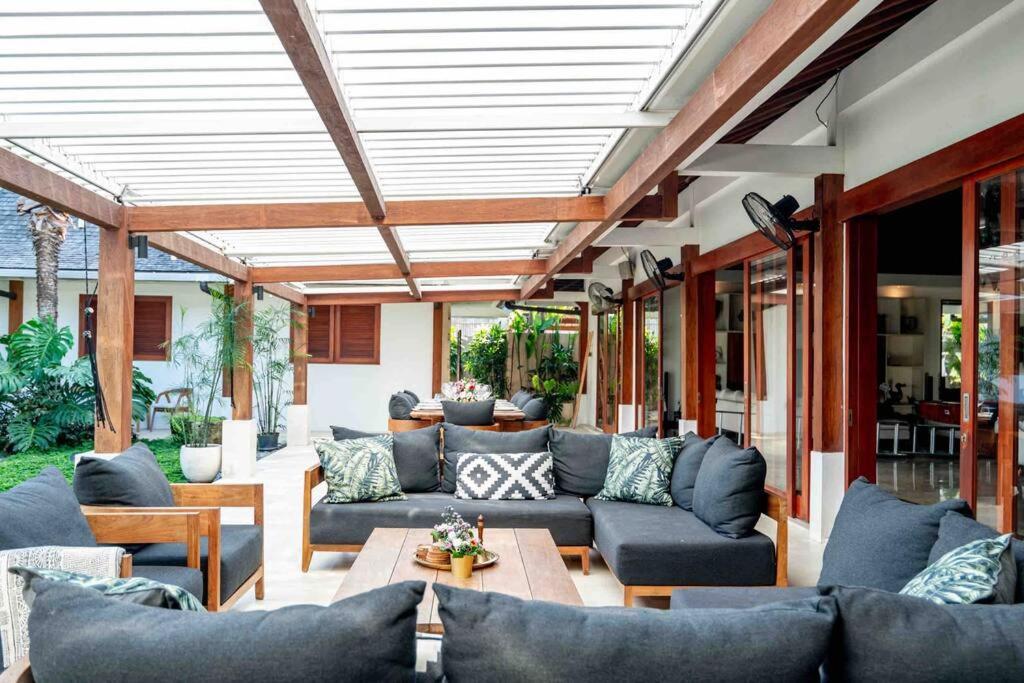 Villa Mimpi Nyata 坎古 外观 照片