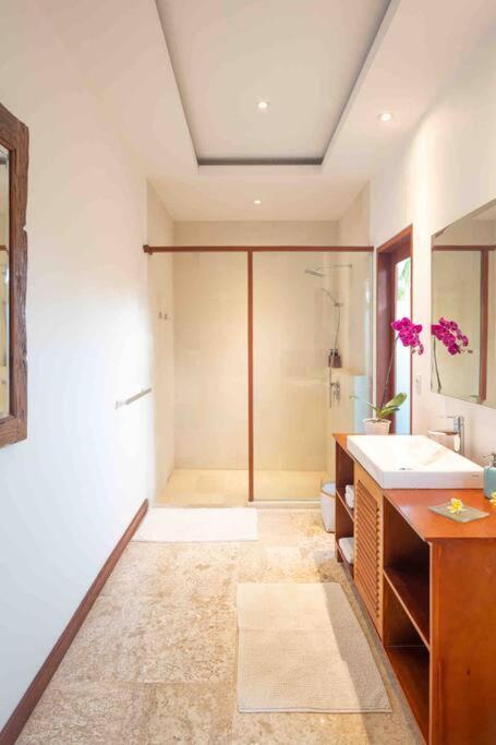Villa Mimpi Nyata 坎古 外观 照片